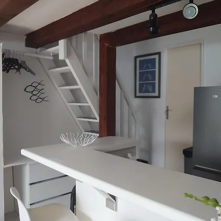 5 Min From The Sea Apartament *