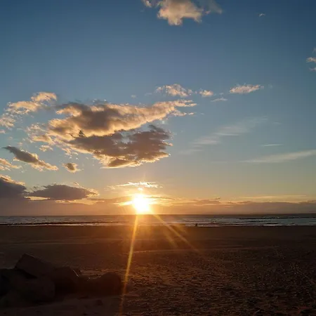 شقة 5 Min From The Sea آجد