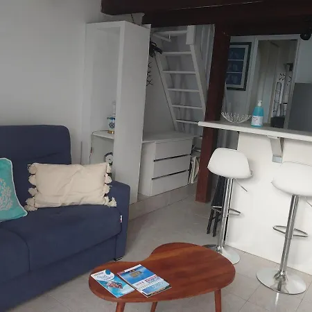 5 Min From The Sea Апартаменты